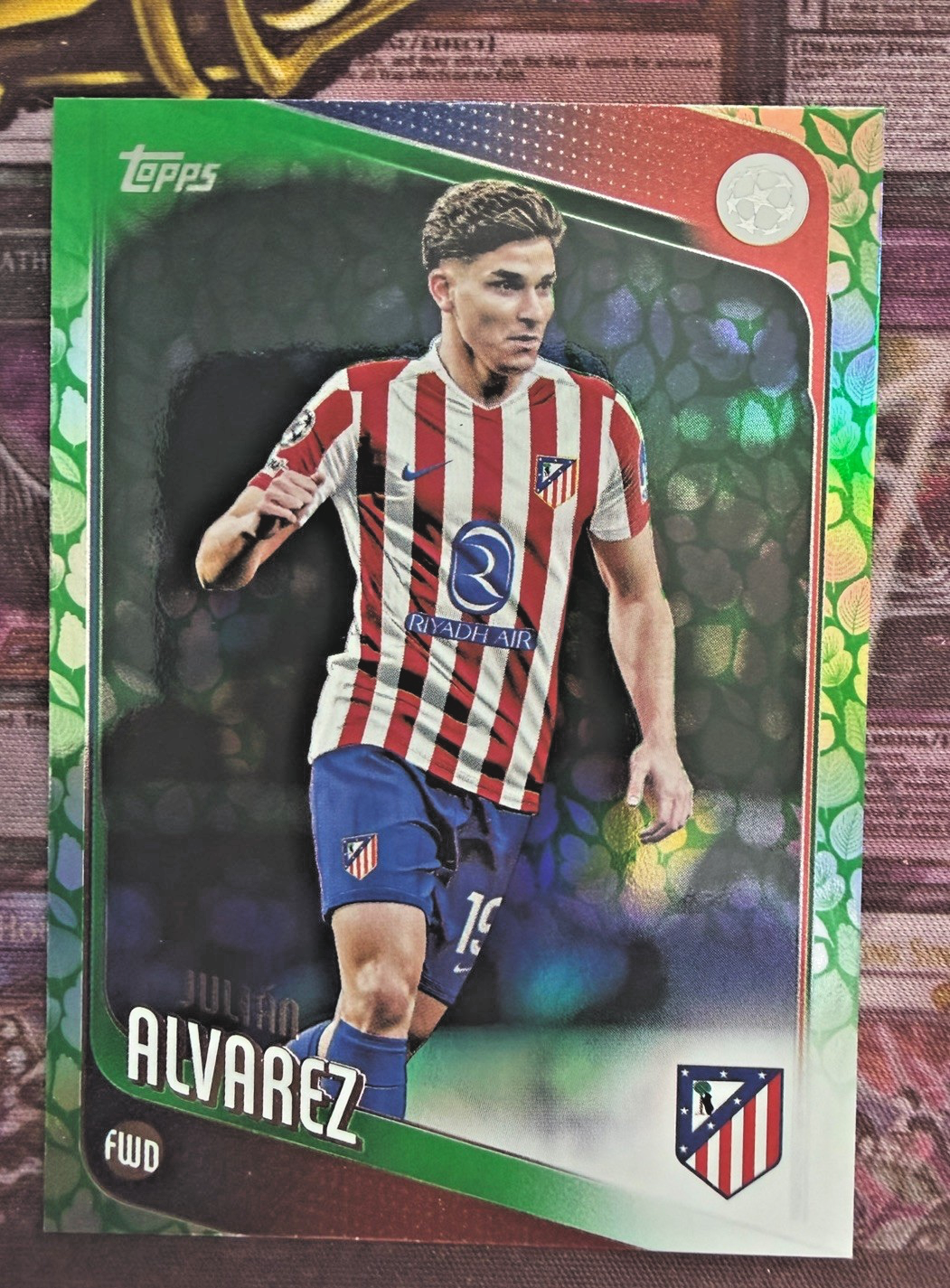 2025-26 Topps UEFA Club Competitions Julián Álvarez Green Parallel Atlético