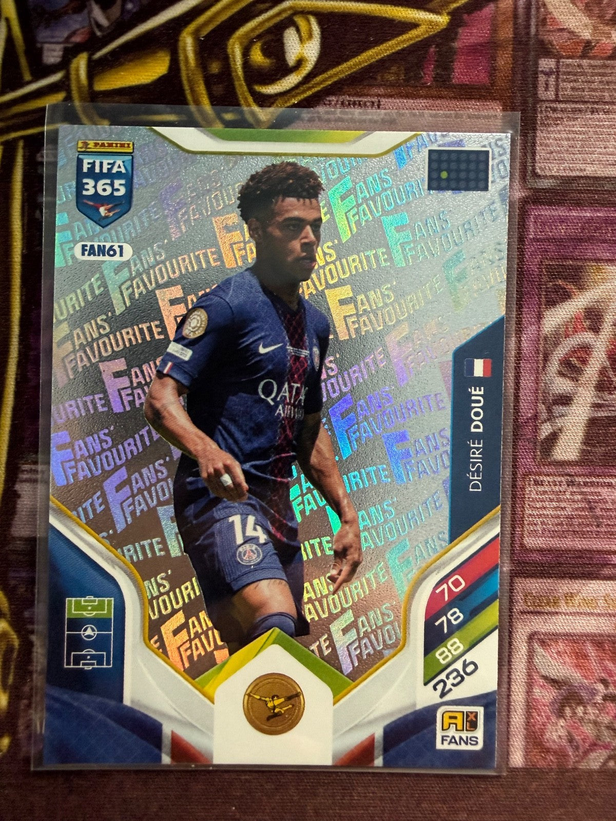 Panini FIFA 365 Adrenalyn XL 2026 Desire Doue Fans Favourite France FAN61 Doué