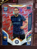 CARTE CARD PANINI ADRENALYN FIFA 365 2026 RED PARALLEL HAKAN CALHANOGLU # FAN32